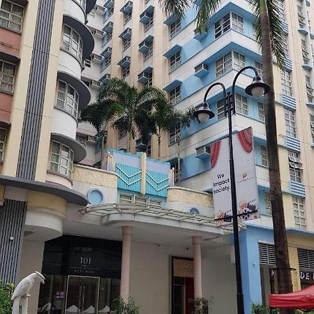 101 Newport Blvd C2 4F By Rechelle Nunag Pasay Exteriör bild
