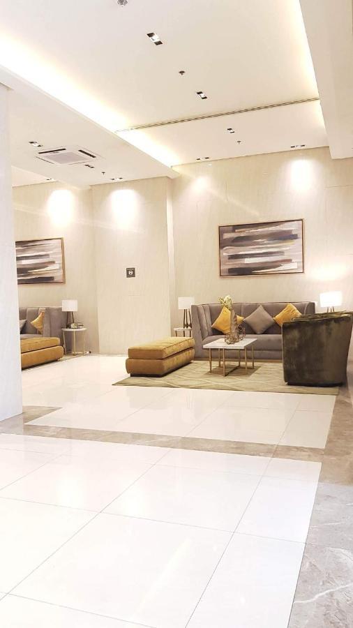 101 Newport Blvd C2 4F By Rechelle Nunag Pasay Exteriör bild